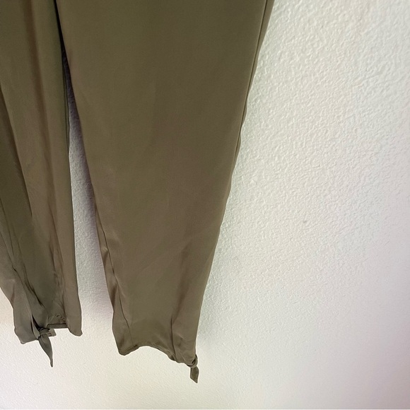 Michael Kors Drawstring Waist Tie Ankle Pants - Picture 9 of 11